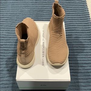 APL Thechloom Chelsea